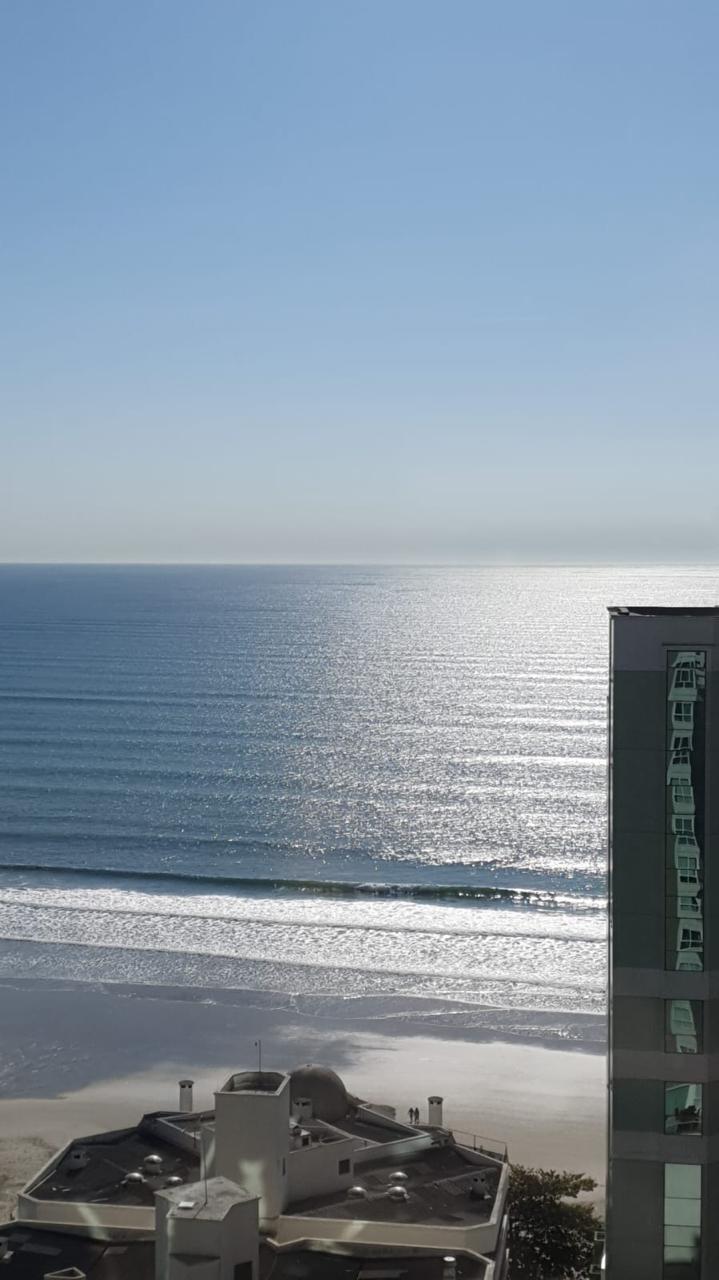 Apartamento 4 quartos MEIA PRAIA Itapema