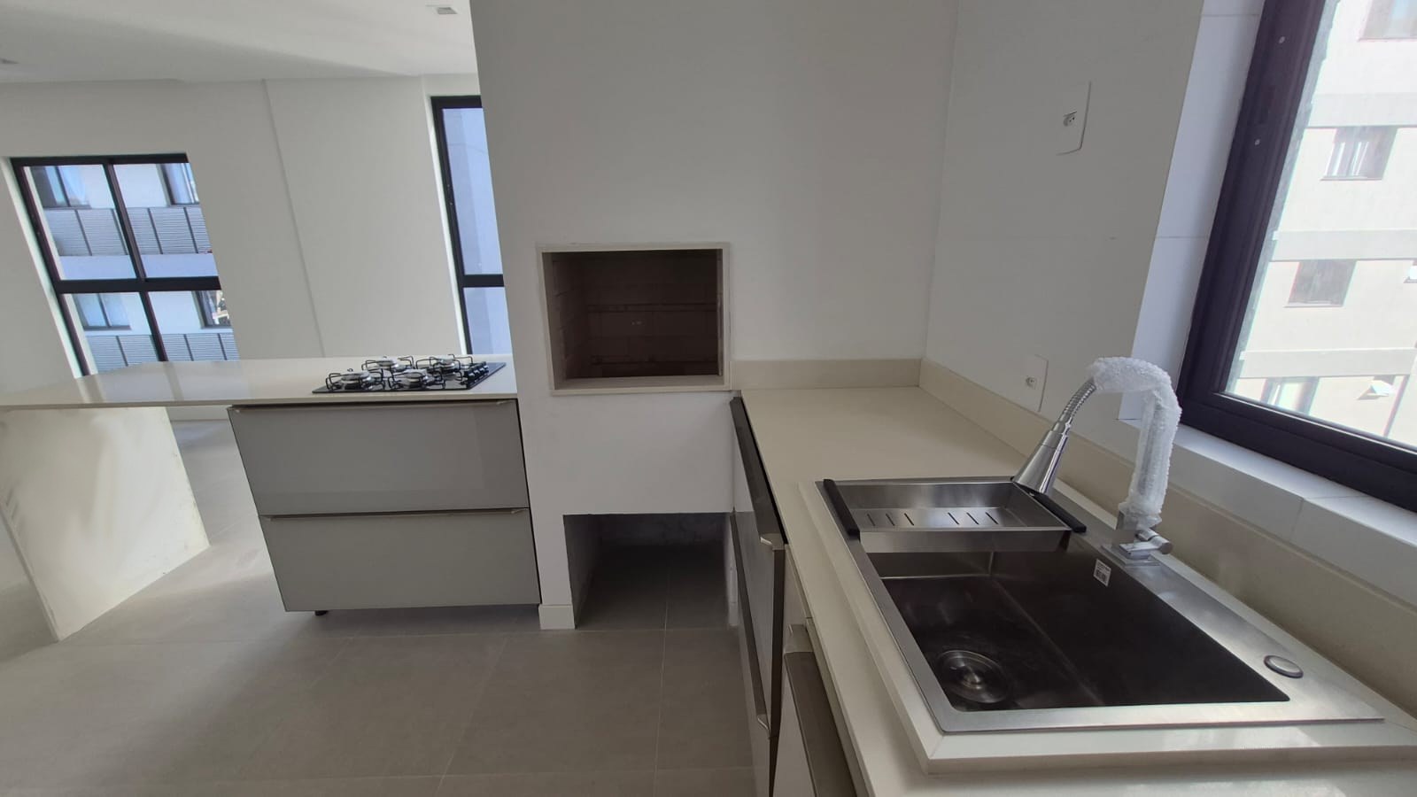 Apartamento 70m² — (Locação Anual)